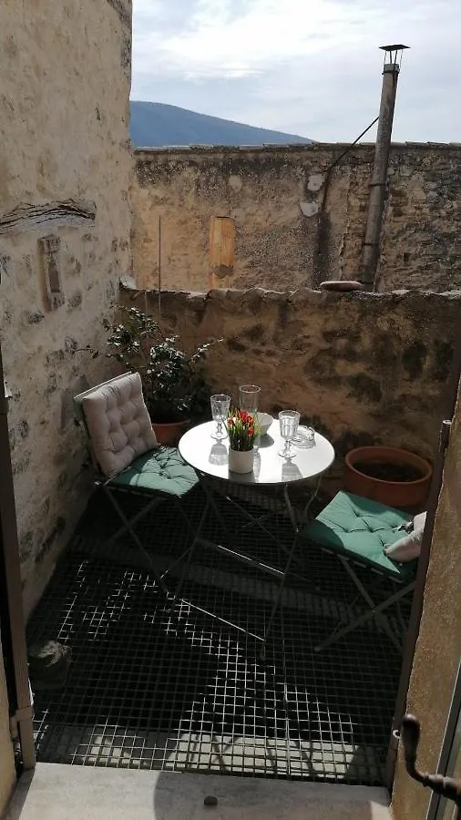 بيت للعطل La Maison D'Helene & Antoine A Bonnieux XII Siecle